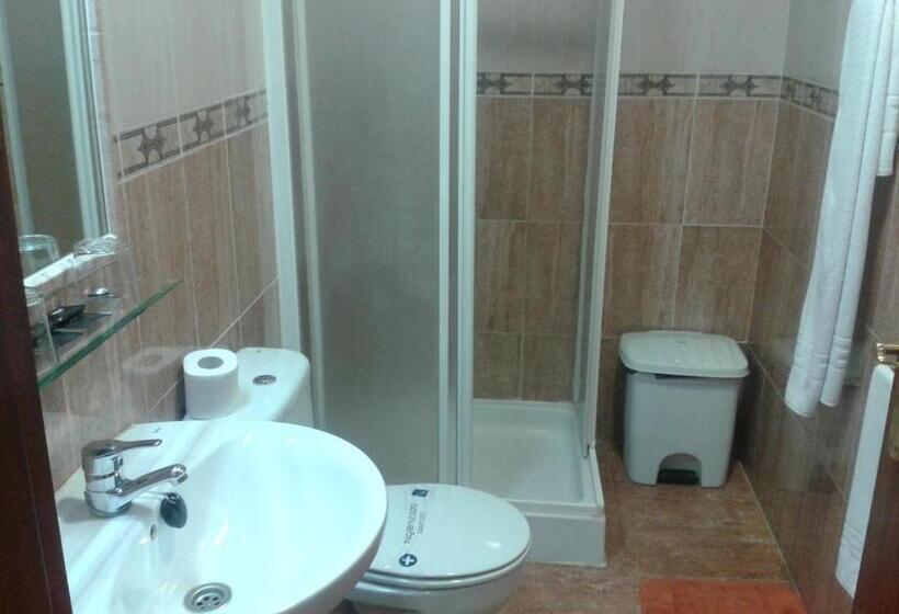 Пансион Hostal Restaurante El Paraíso