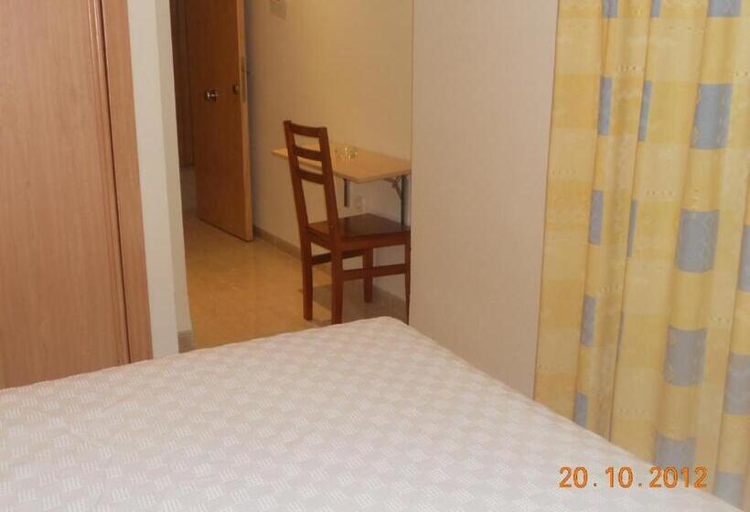 Пансион Hostal Restaurante Hermanos Zamora