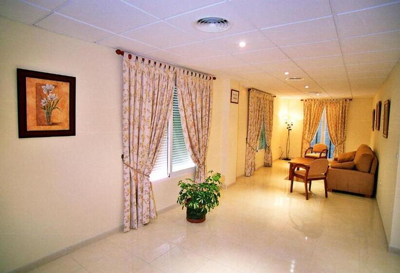 Пансион Hostal Restaurante Hermanos Zamora