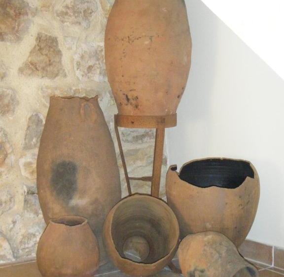 פנסיון Hostal Restaurante La Muralla