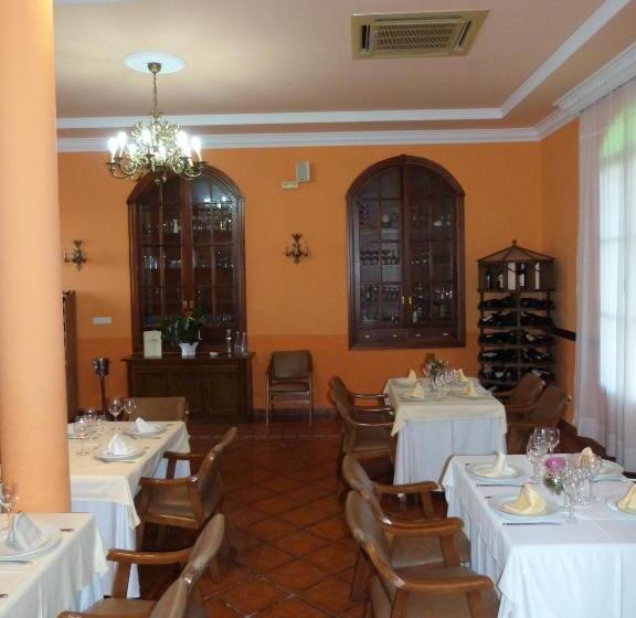 펜션 Hostal Restaurante Las Canteras