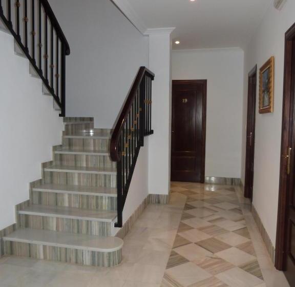 بنسيون Hostal Restaurante Las Canteras