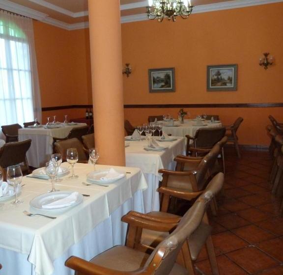 펜션 Hostal Restaurante Las Canteras