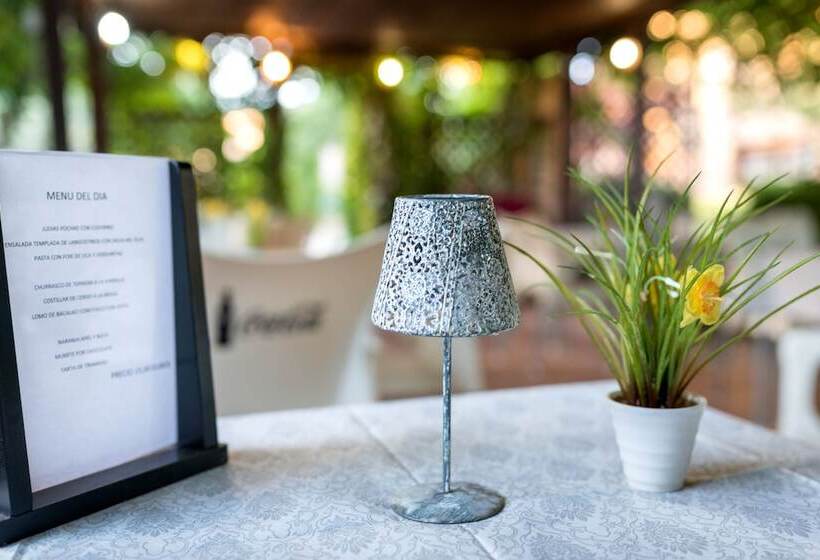 بنسيون Hostal Restaurante Rijujama