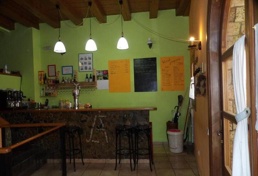 Пансион Hostal Rural Aude