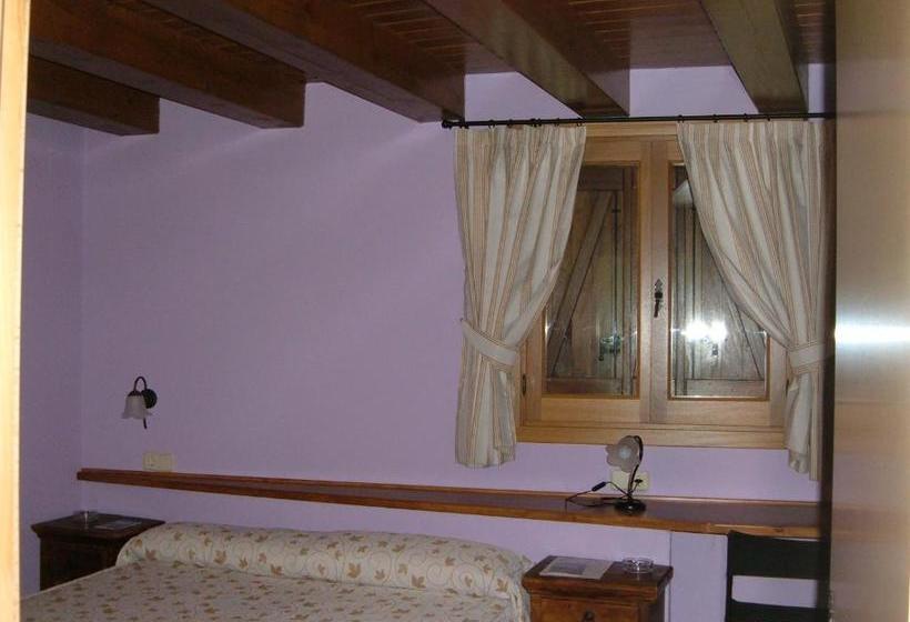 Пансион Hostal Rural Aude
