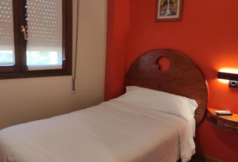 پانسیون Hostal Suetxe