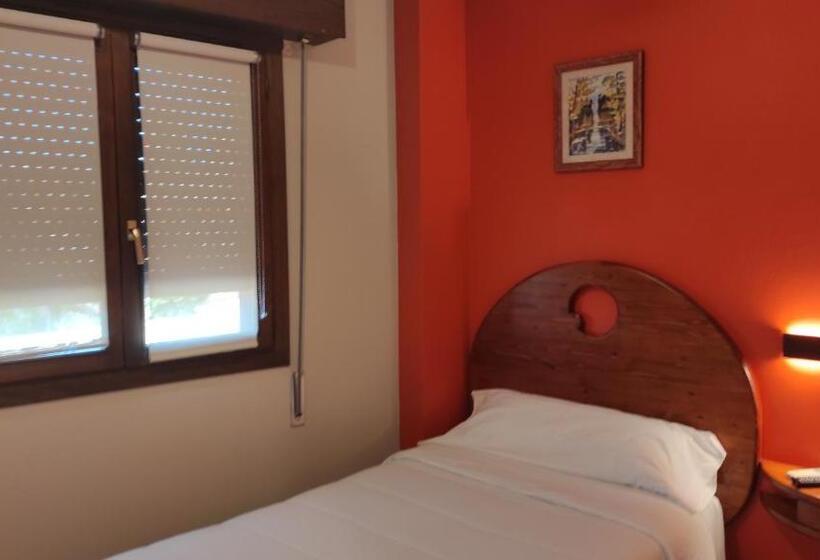 پانسیون Hostal Suetxe