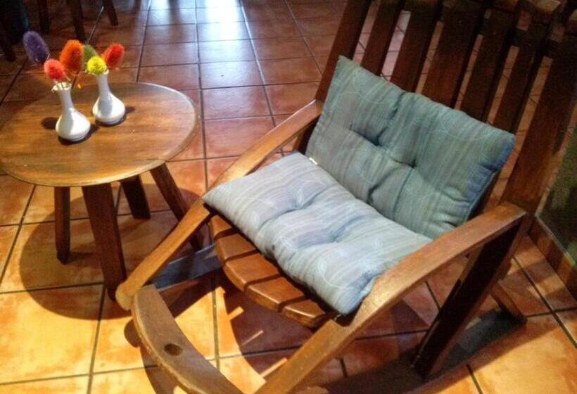 پانسیون Hostal Suetxe