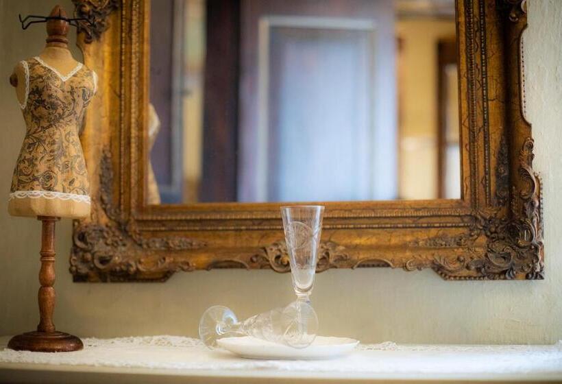 پانسیون Hostalet Dels Indians