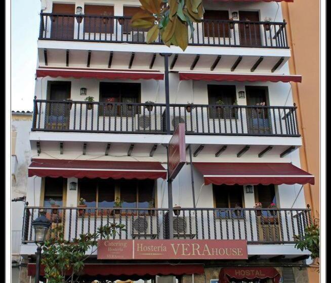 پانسیون Hosteria Verahouse