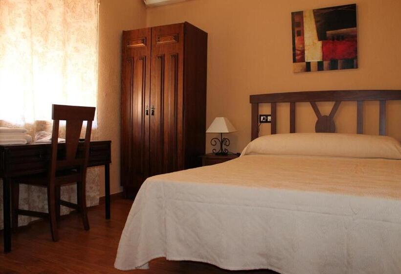 پانسیون Hosteria Verahouse