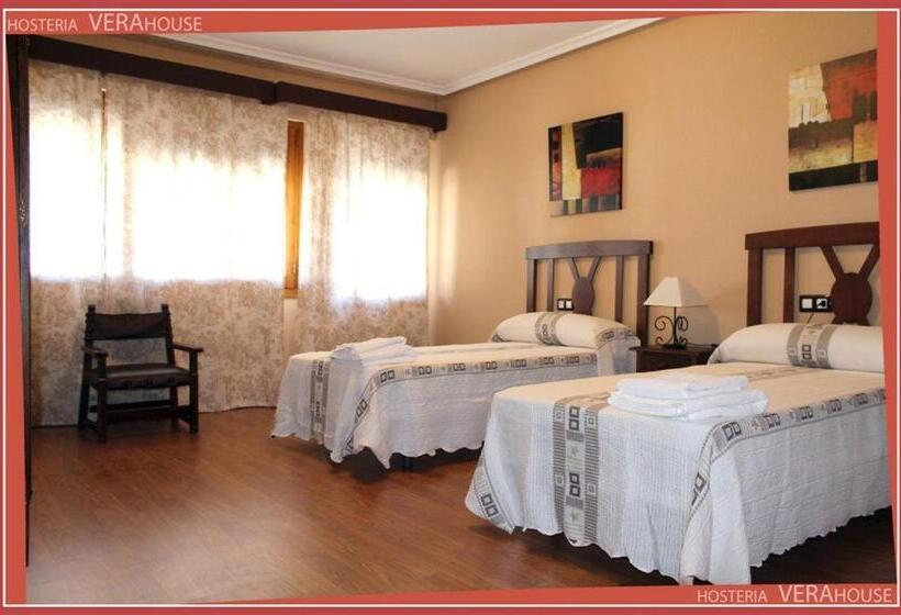 پانسیون Hosteria Verahouse