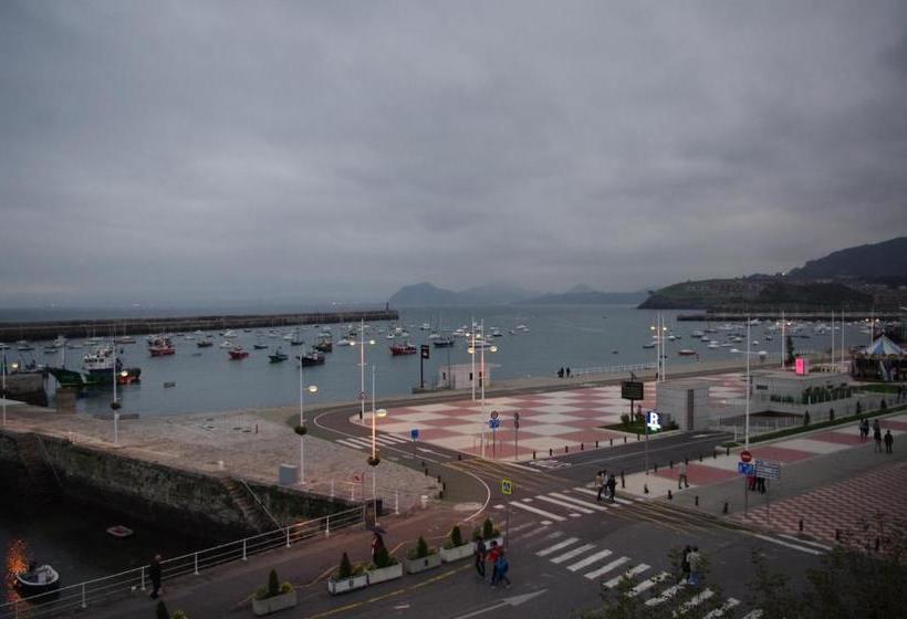 Pensión "la Marina"