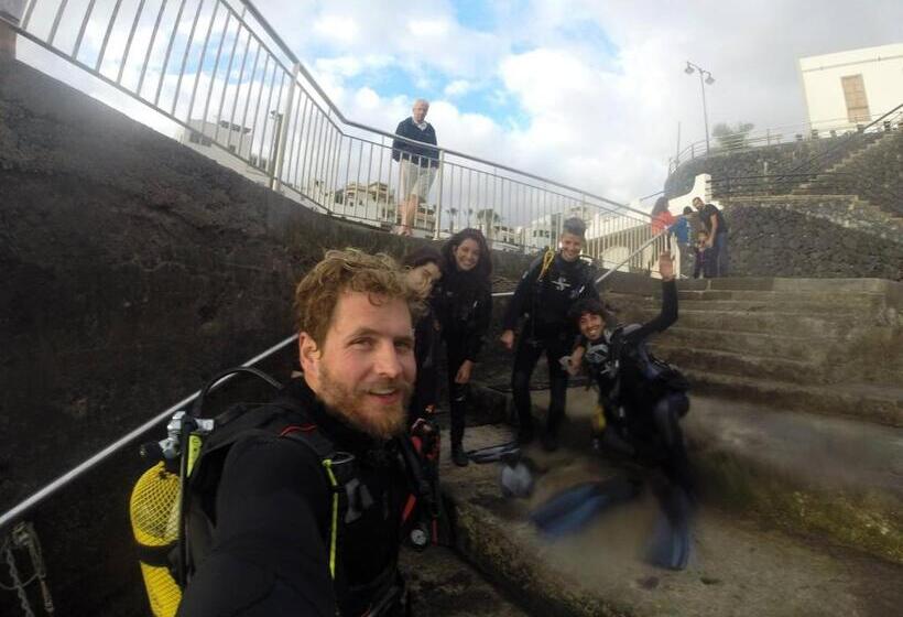 פנסיון Lagarto Hostel Tenerife