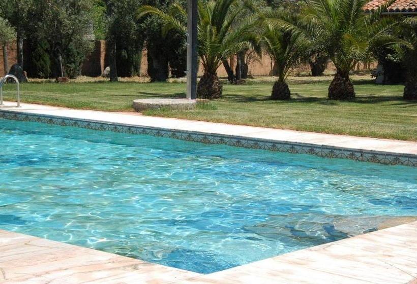 פנסיון Posada Tresmentiras