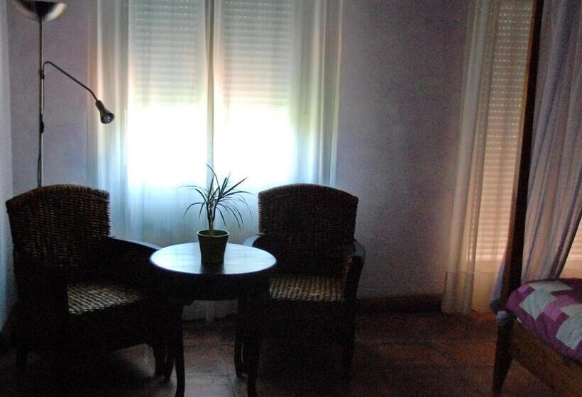 פנסיון Posada Tresmentiras