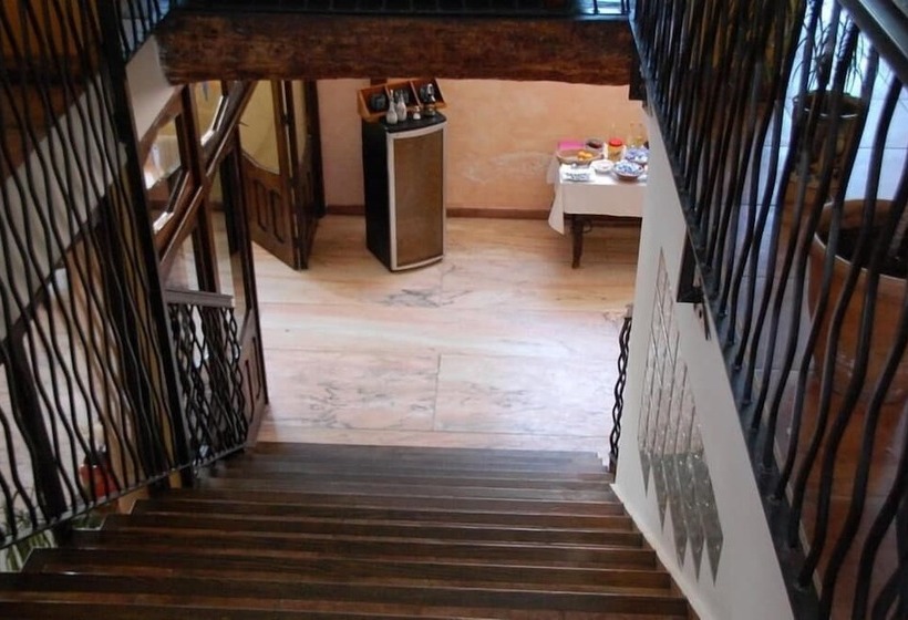 פנסיון Posada Tresmentiras