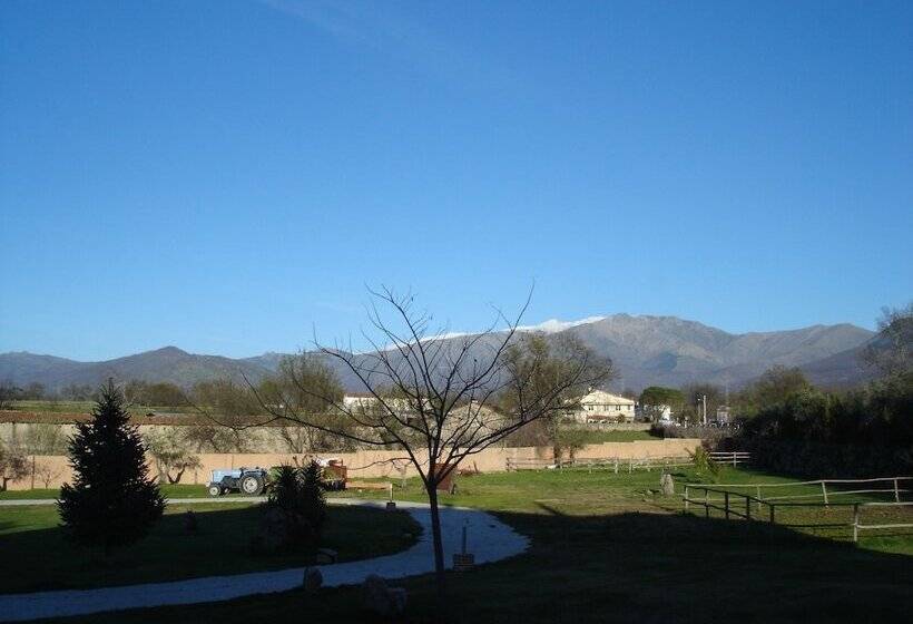 פנסיון Posada Tresmentiras