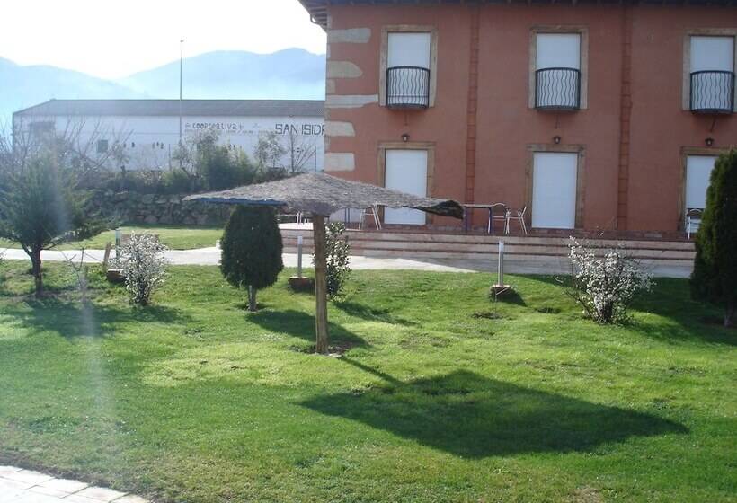 פנסיון Posada Tresmentiras