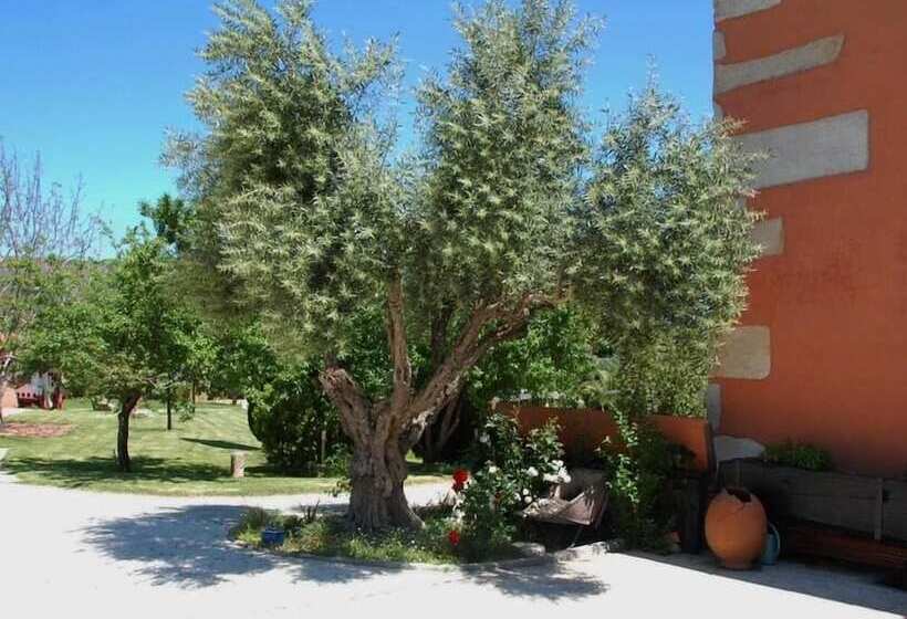 פנסיון Posada Tresmentiras