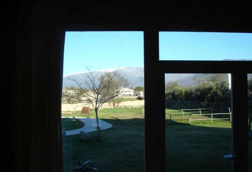 פנסיון Posada Tresmentiras