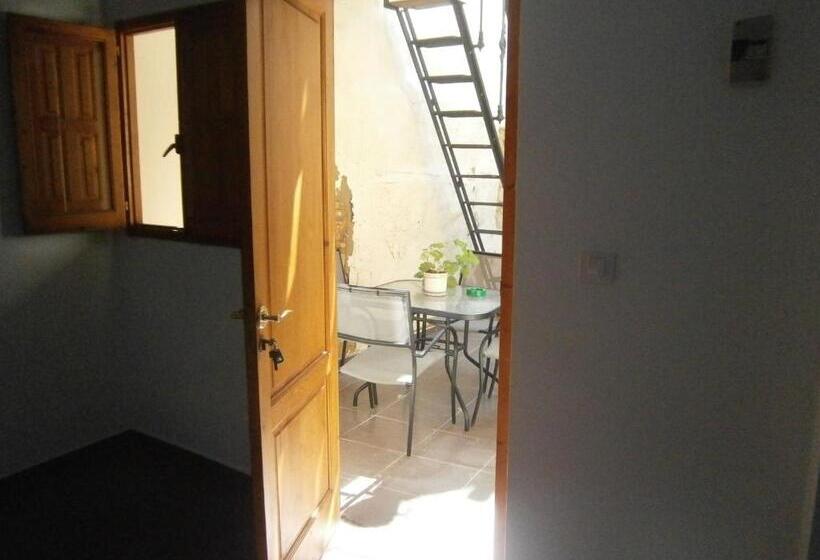 Пансион Sant Pere Apartment