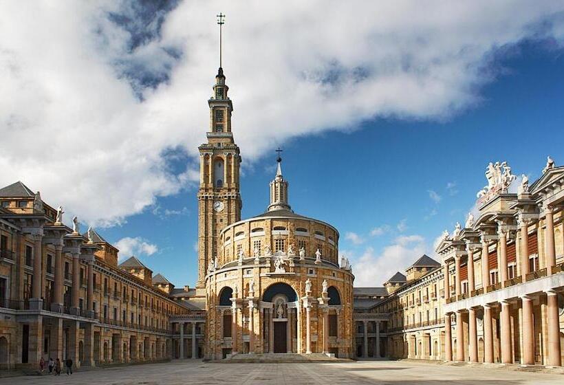Pensión Vegadeo Gijón
