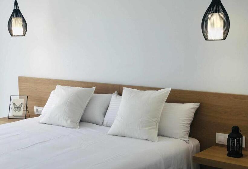 ペンション Villa El Buzo