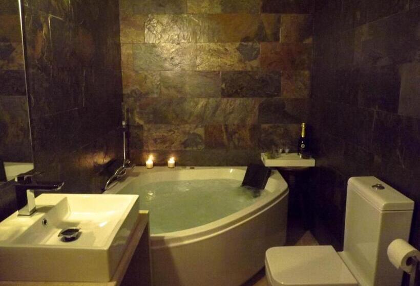 هاستل Dh Country House