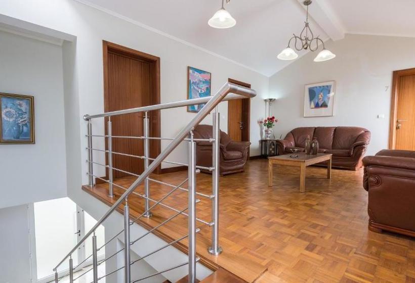 ユースホステル Estalagem Pico D Agua