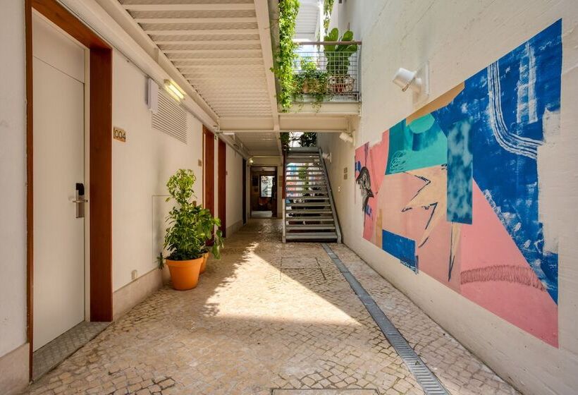 هاستل Selina Secret Garden Lisbon