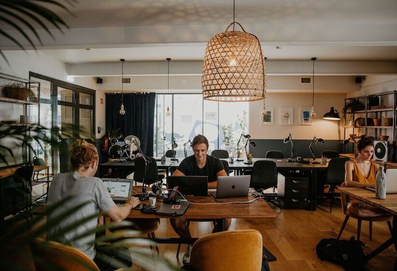 هاستل Selina Secret Garden Lisbon