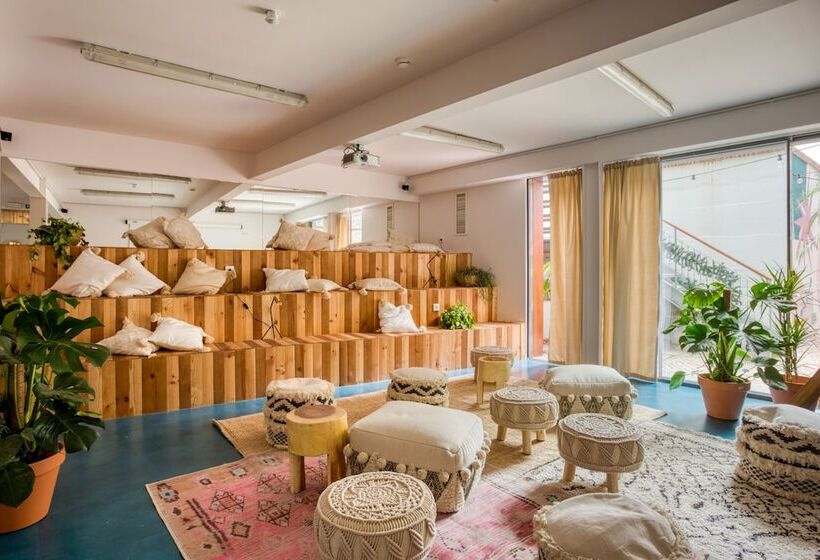 هاستل Selina Secret Garden Lisbon