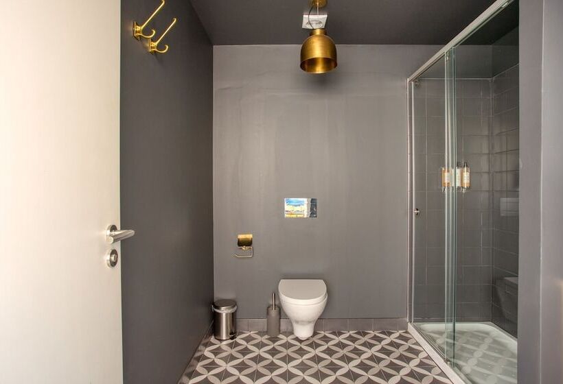 هاستل Selina Secret Garden Lisbon