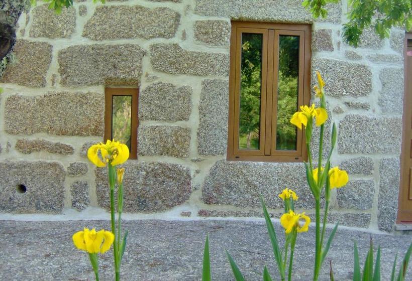 مبيت وإفطار Casas Vale Martinho