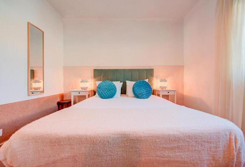 בית מלון כפרי Herdade Da Granja Nova