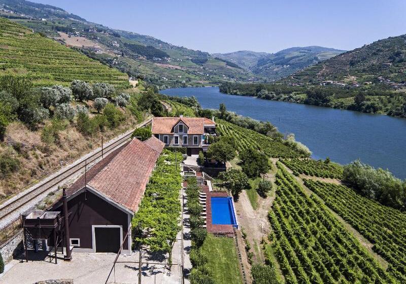 ホテル Quinta De S.bernardo   Winery & Farmhouse