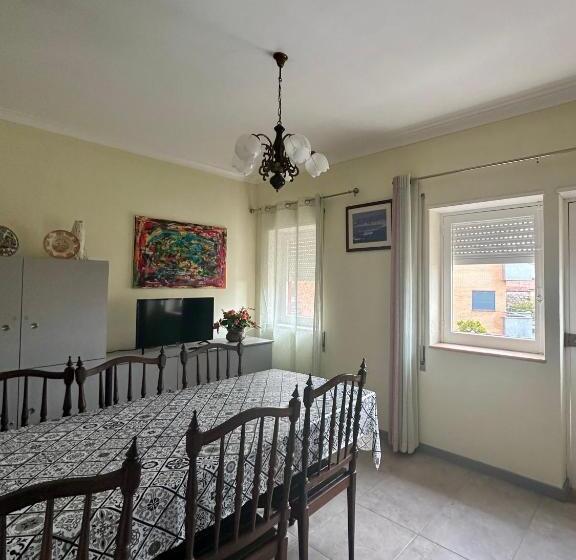 ペンション Abrigo Do Portinho