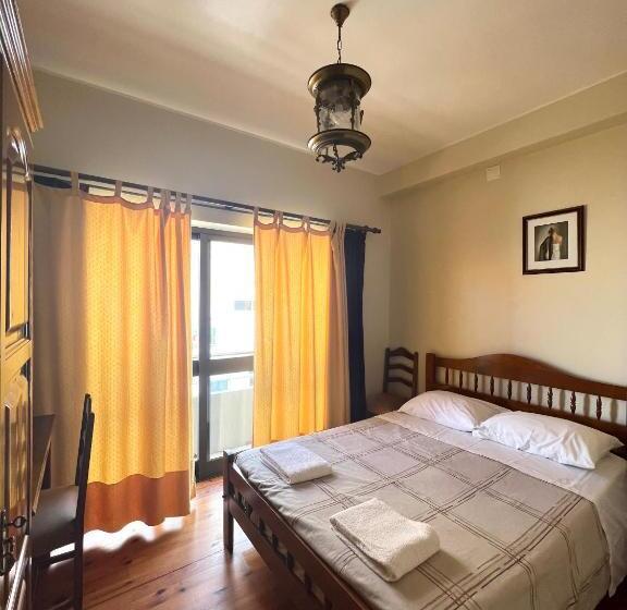 ペンション Abrigo Do Portinho