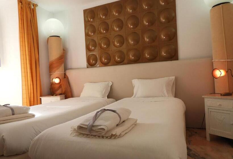 بنسيون Alandroal Guest House,