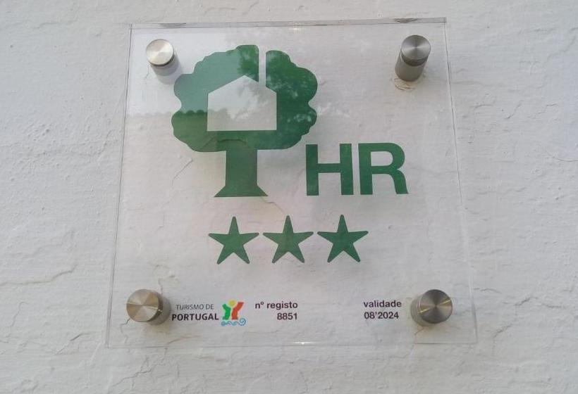بنسيون Alandroal Guest House,