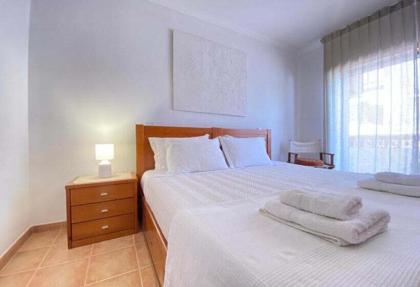 פנסיון Aloha Burgau Guesthouse