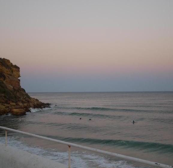 פנסיון Aloha Burgau Guesthouse