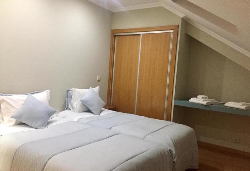 펜션 Altitude Alojamento E Restauração