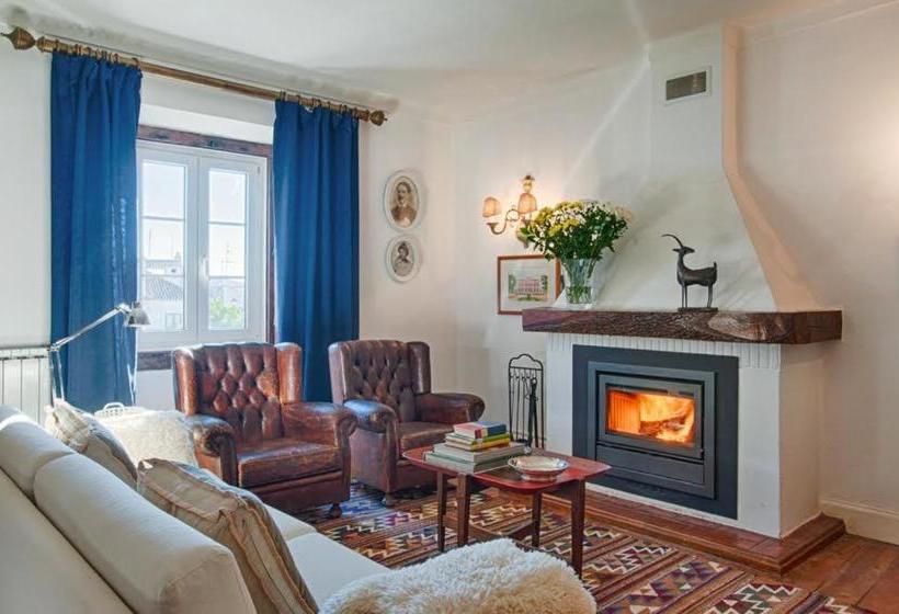 بنسيون Casa Da Moira