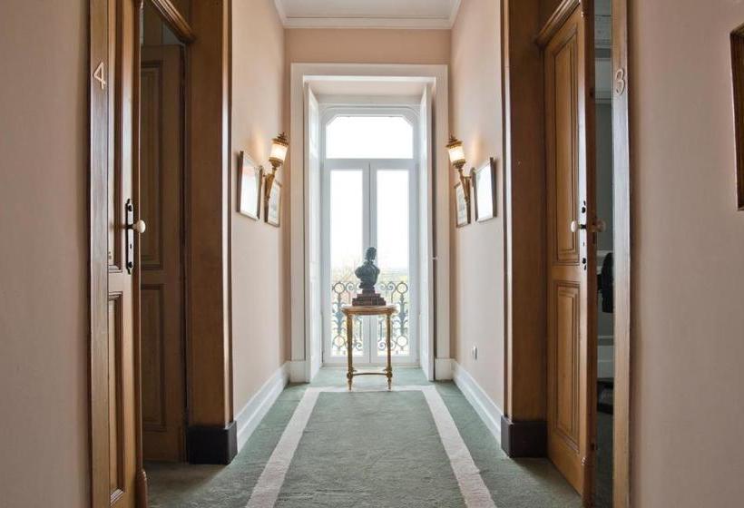 بنسيون Casa Da Moira