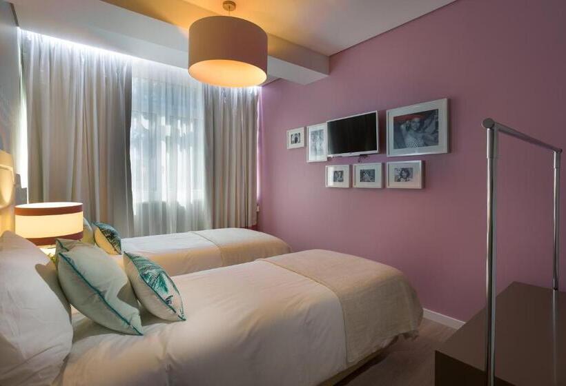 פנסיון Chic Studios