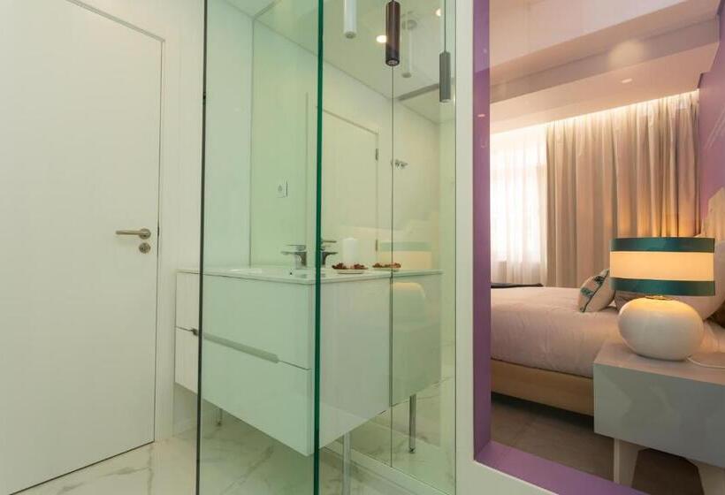 פנסיון Chic Studios