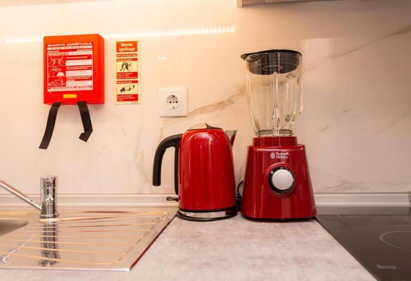 פנסיון Chic Studios